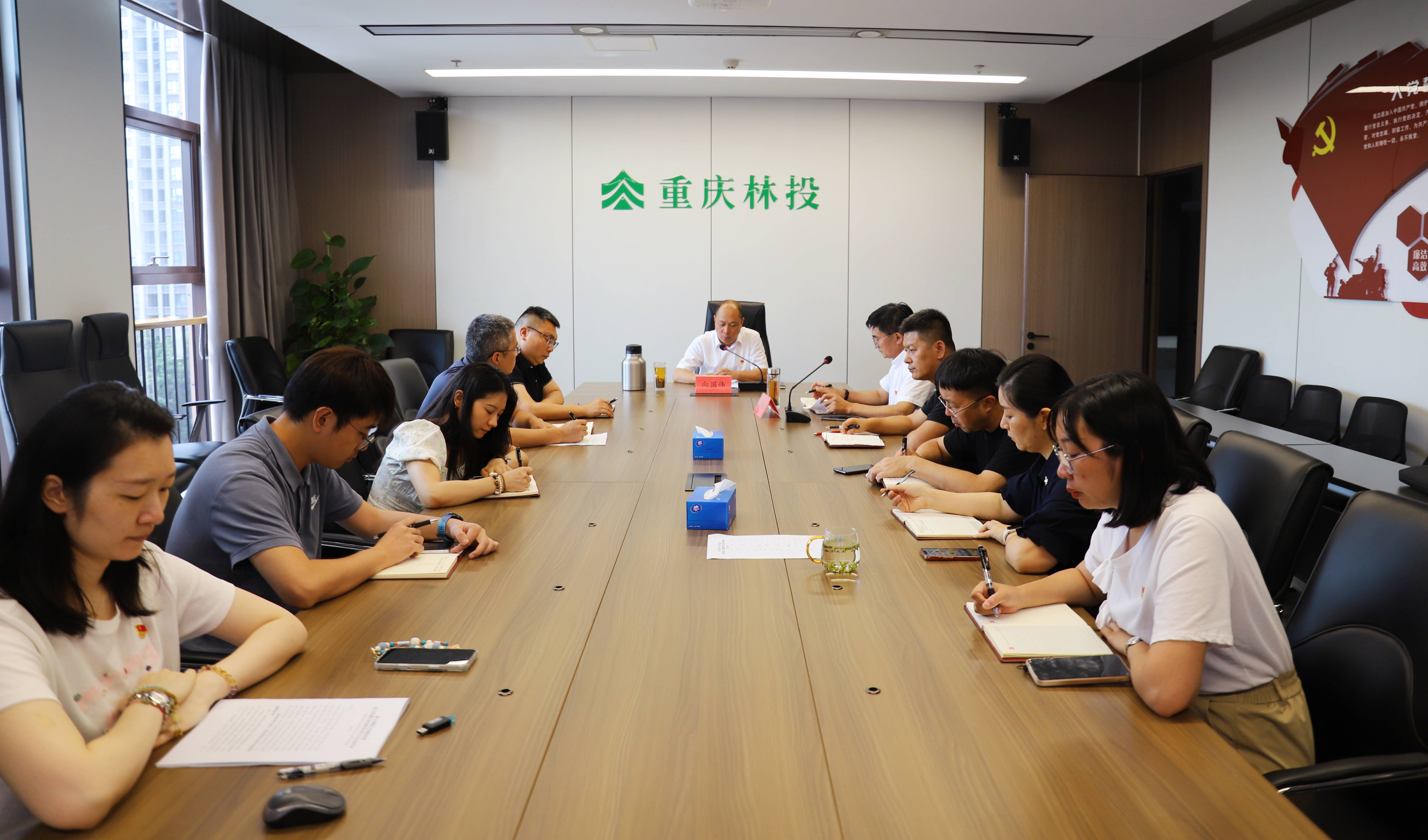 向国伟讲授树立和践行正确政绩观学习教育专...
